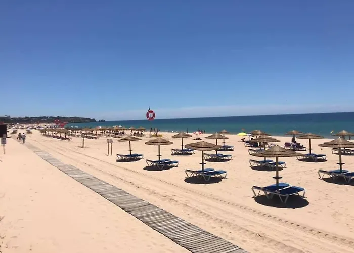 Excelente Mar E Serra- אלבור