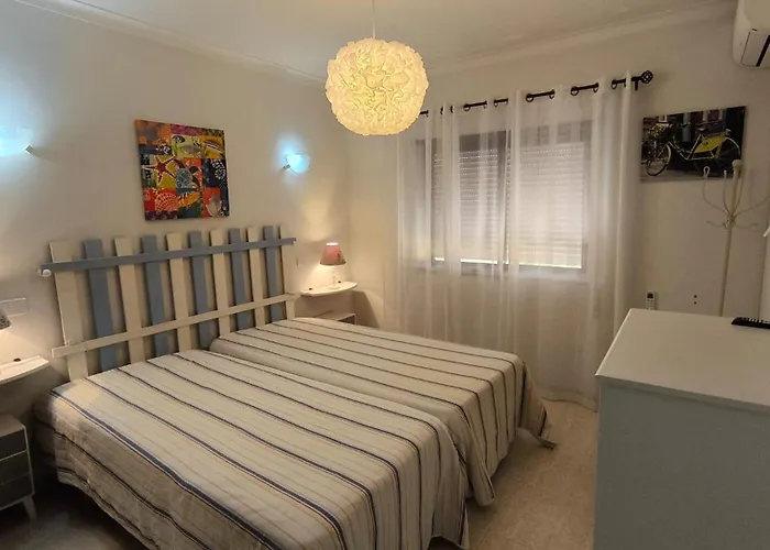 Excelente Mar E Serra- * Alvor