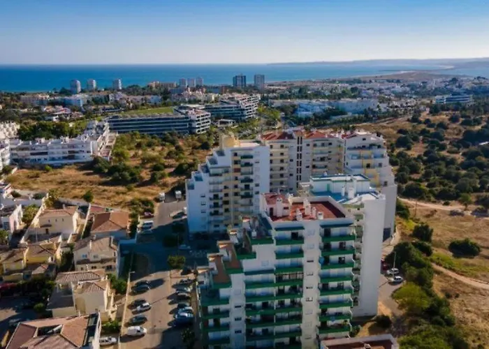 Excelente Mar E Serra- *